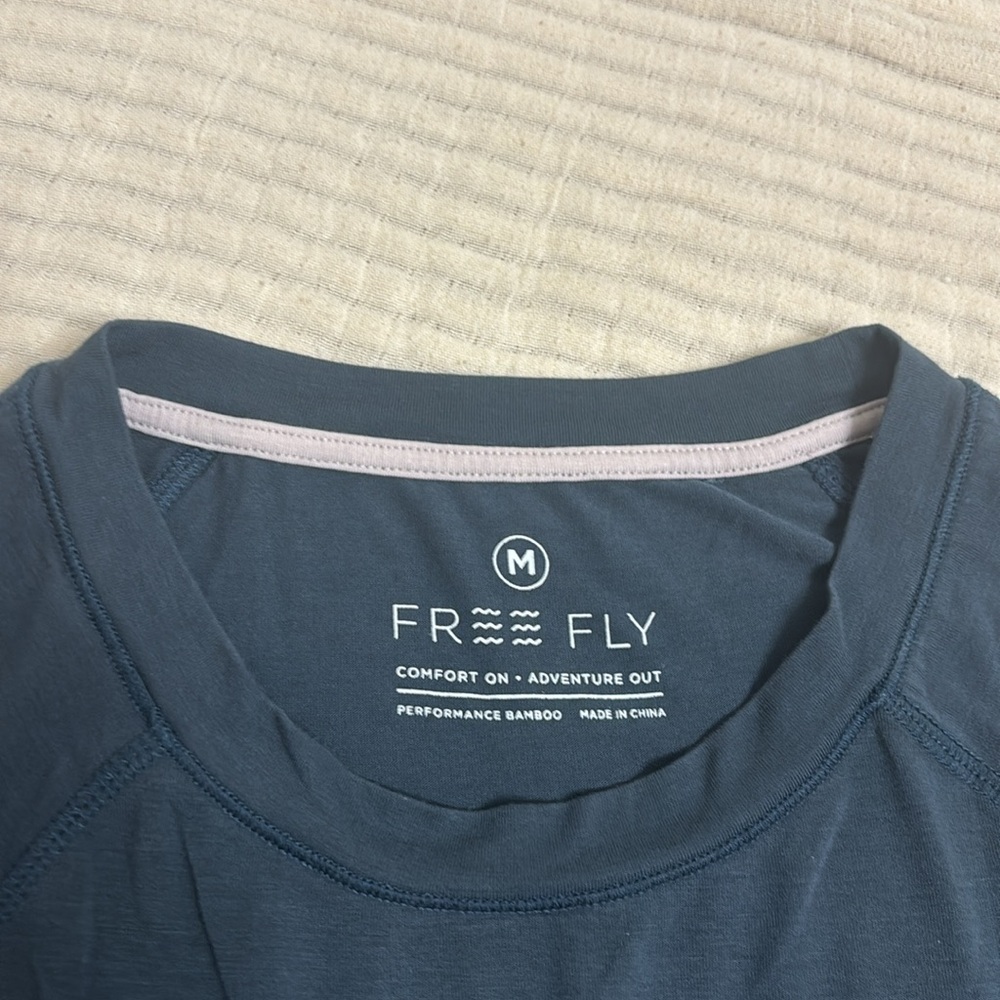 Freefly Women's Bamboo Shade II Long Sleeve M Deep Navy - Picture 2 of 6